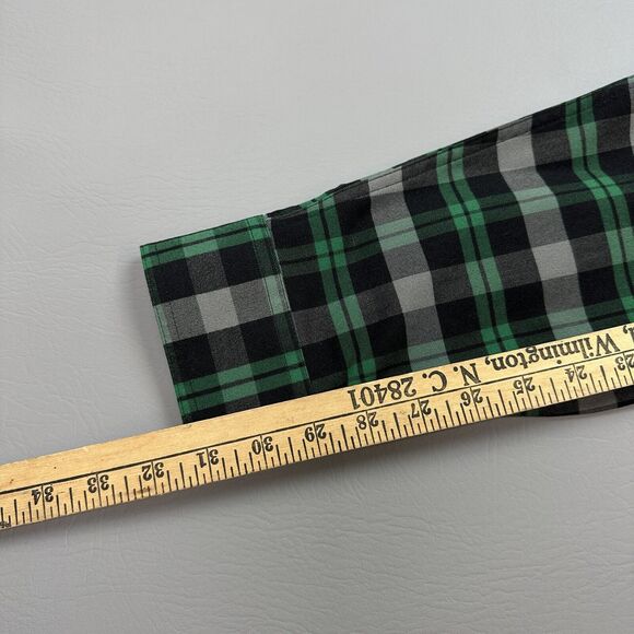Duluth Trading Shirt Mens Medium Green Plaid Alaskan Hardgear Flannel Boars Nest - Picture 8 of 16